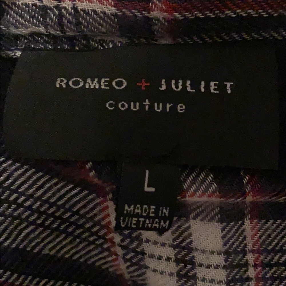 Plaid button-up shirt - Picture 2 of 2
